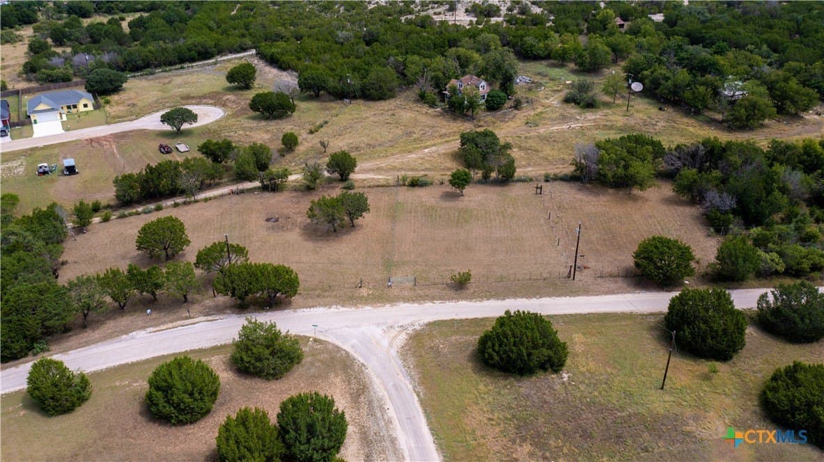 0.31 acres in Lampasas County gallery image 2