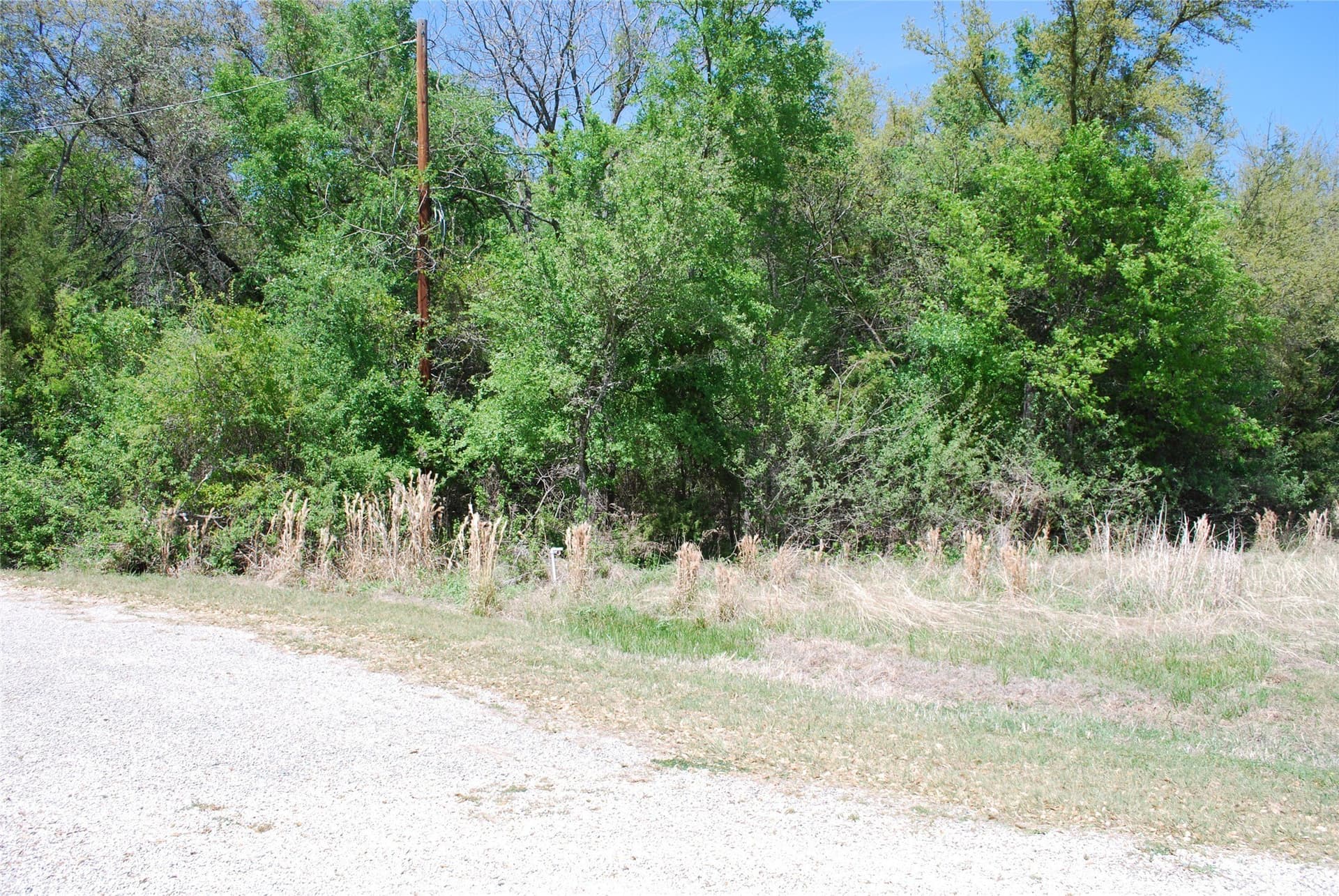 0.61 acres in Hill County gallery image 2