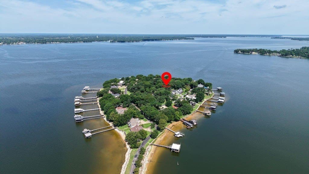 0.24 acres in Henderson County - photo 8