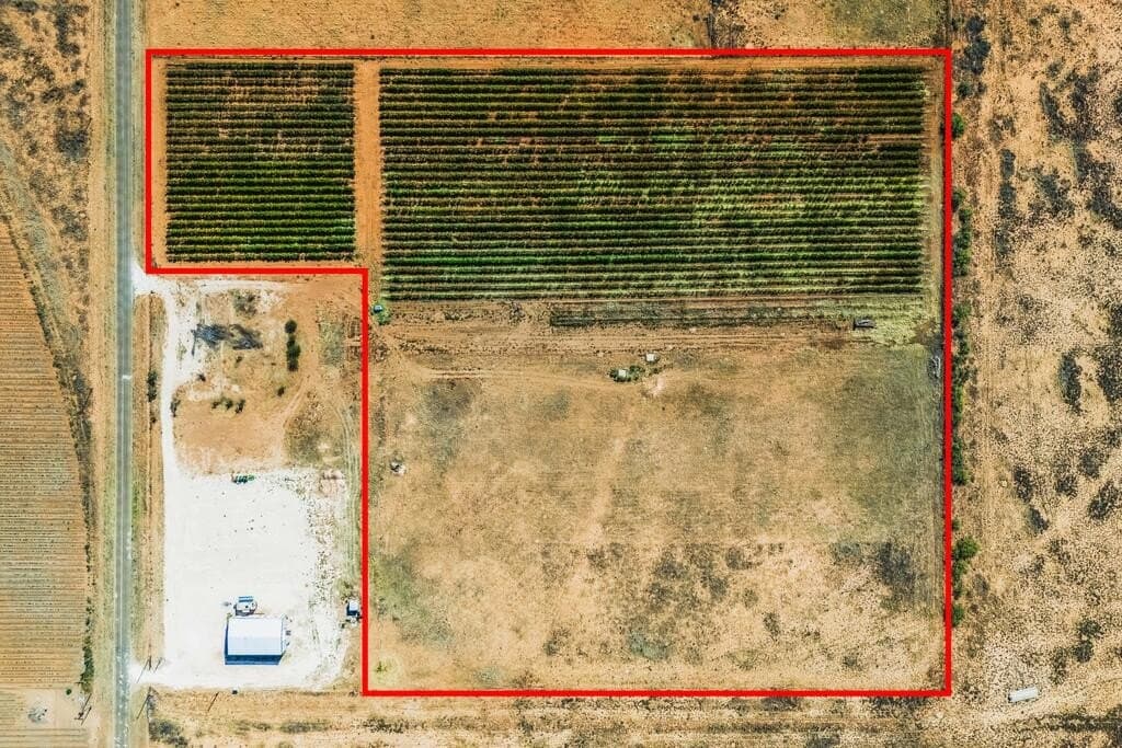 13.37 acres in Gaines County
