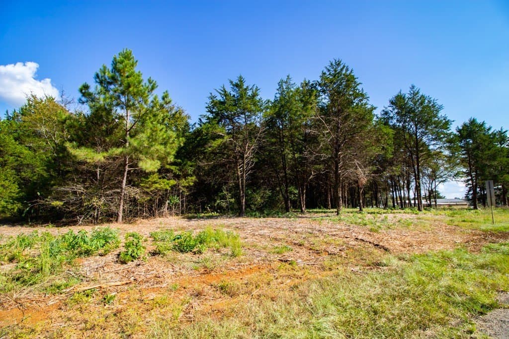 2.13 acres in Smith County