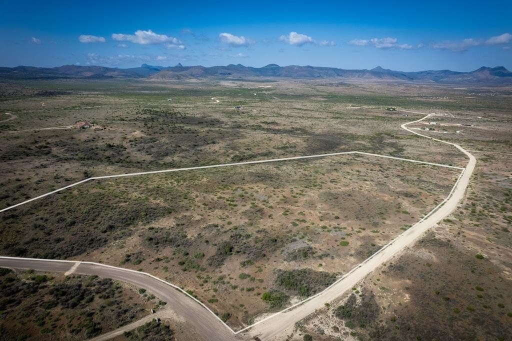 28.48 acres in Brewster County - photo 2