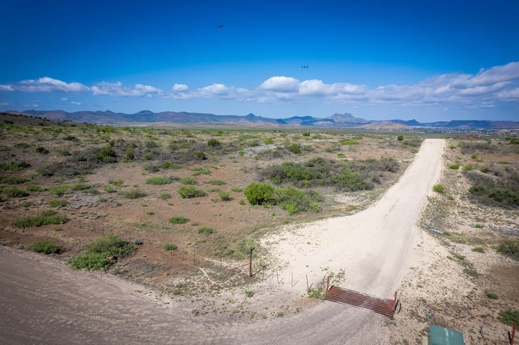 28.48 acres in Brewster County - photo 15
