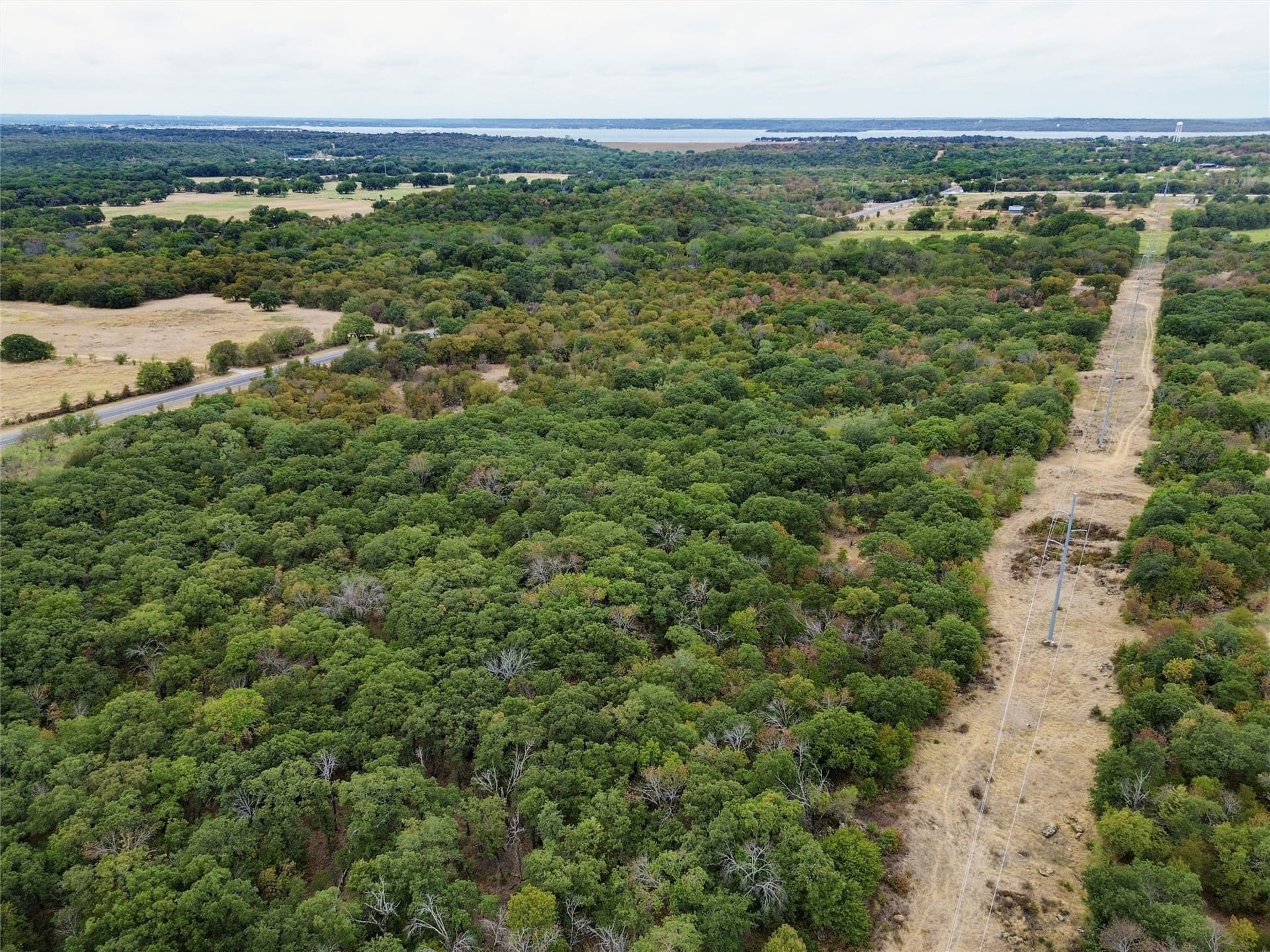 176.57 acres in Wise County - photo 5