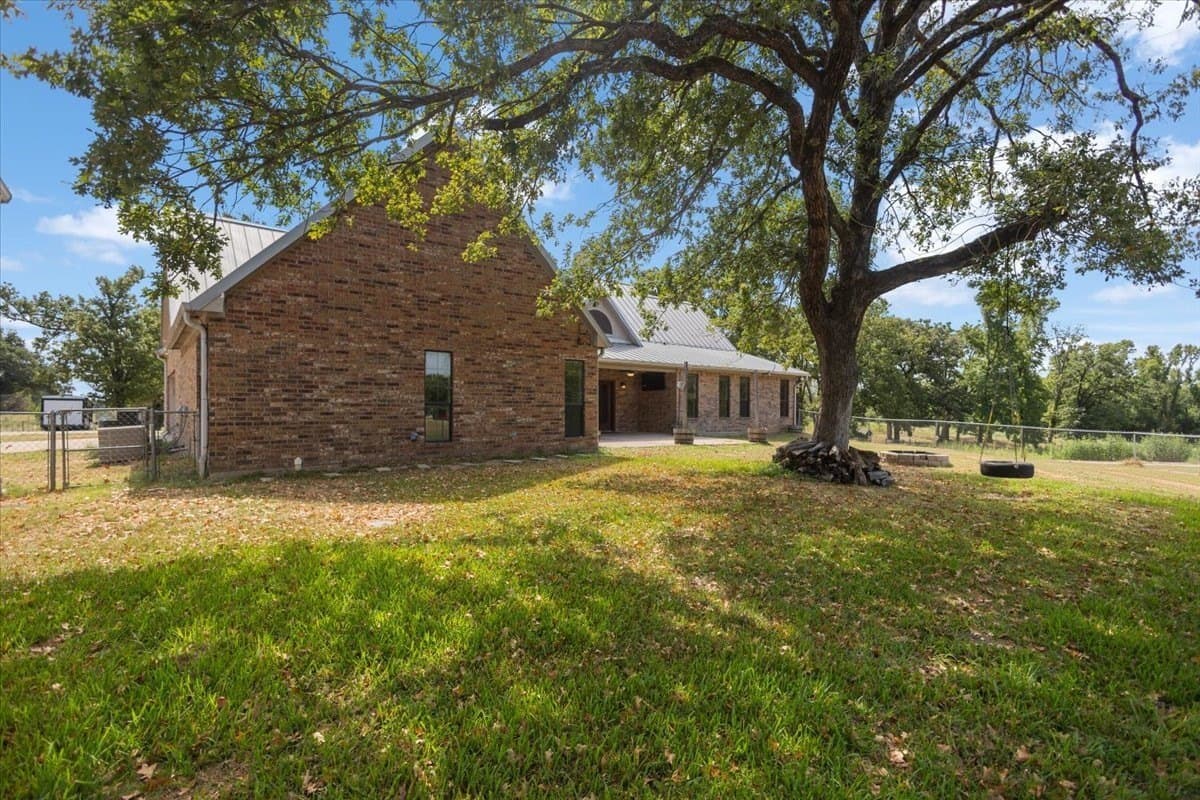 10 acres in Van Zandt County - photo 28