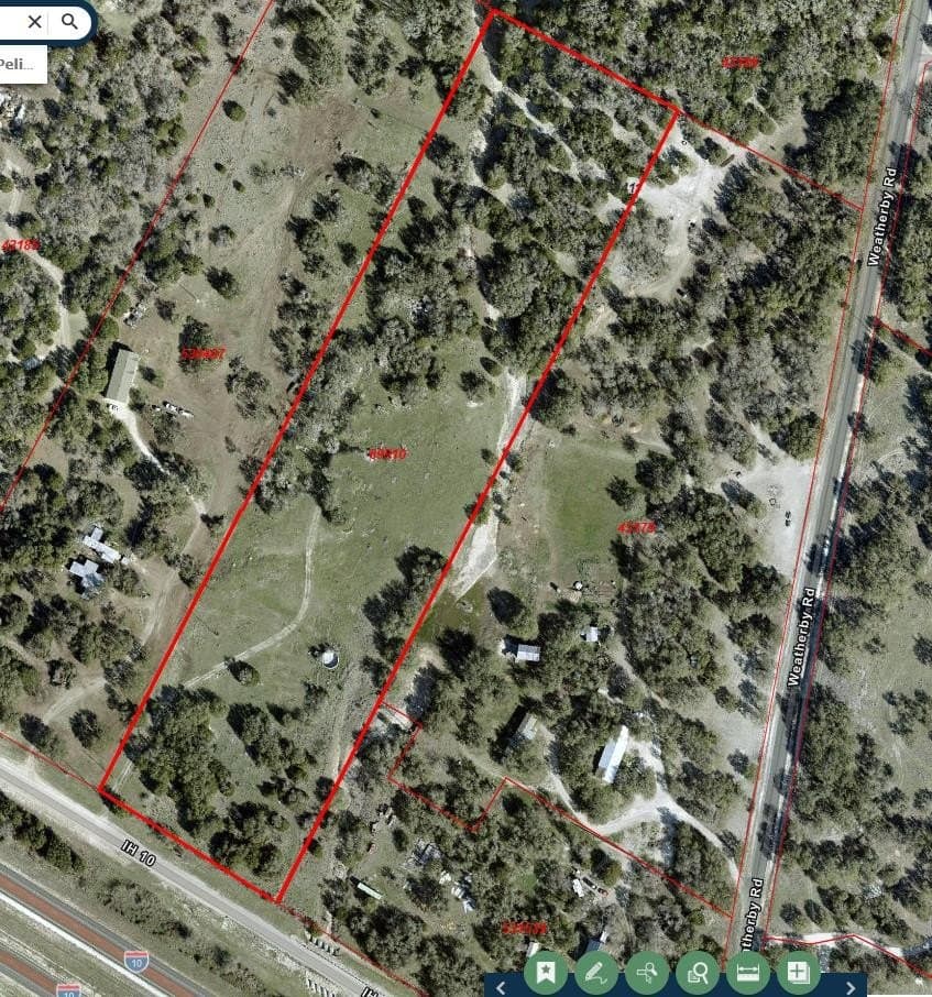 10 acres in Kerr County gallery image 2