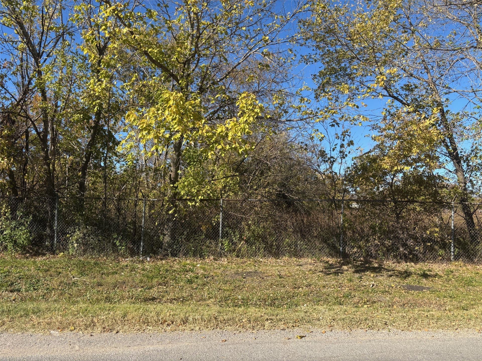 13.85 acres in Grayson County