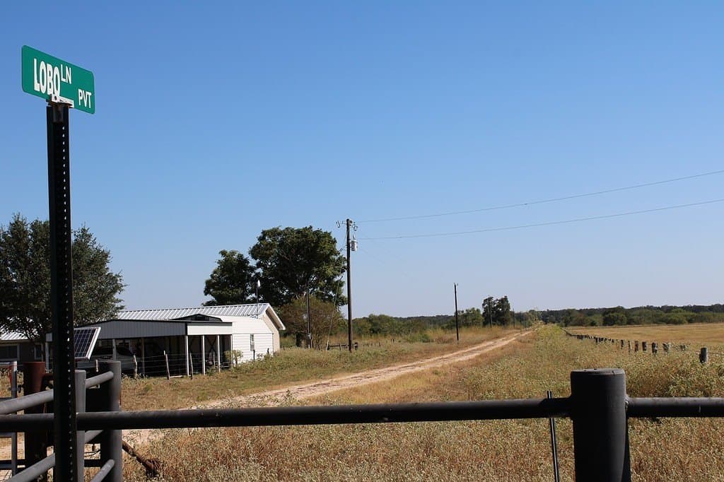 10 acres in Colorado County - photo 16