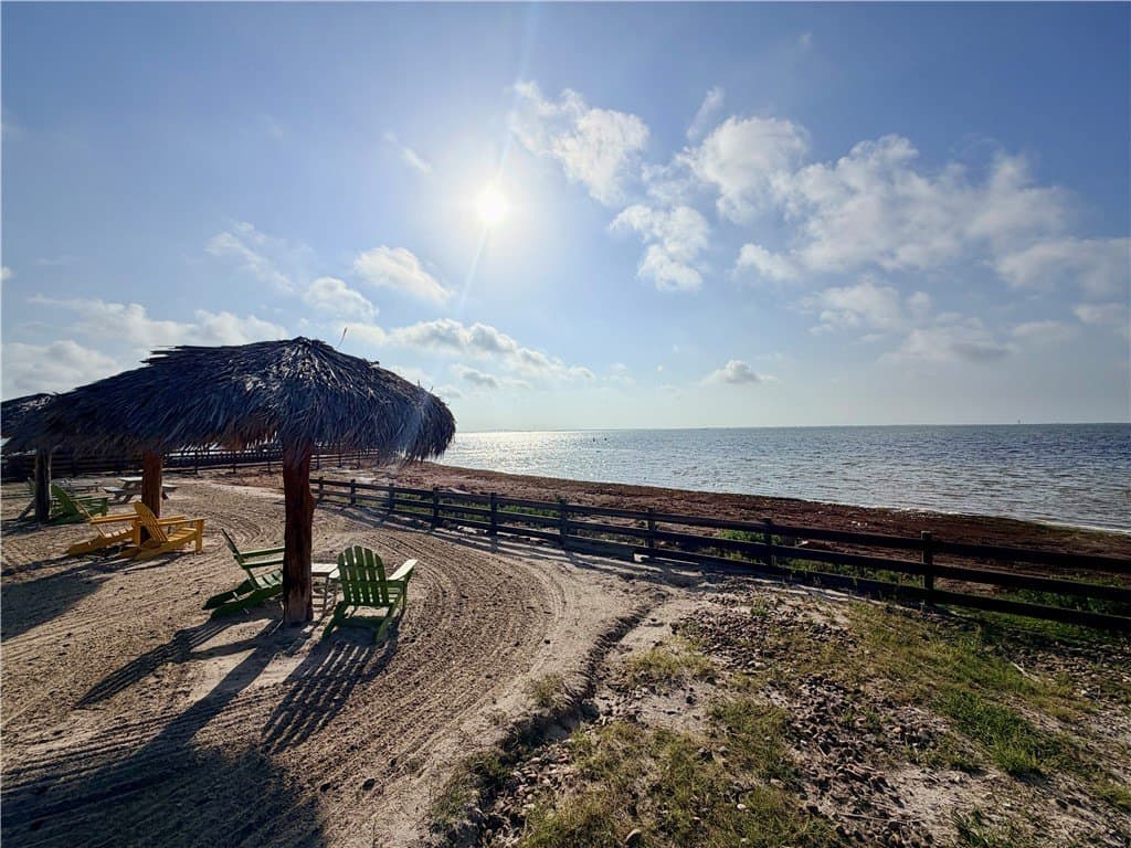 0.1 acres in Nueces County - photo 10