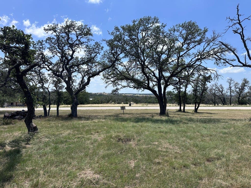 3.71 acres in Gillespie County - photo 15