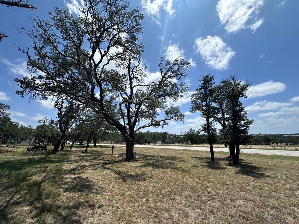 3.71 acres in Gillespie County - photo 8
