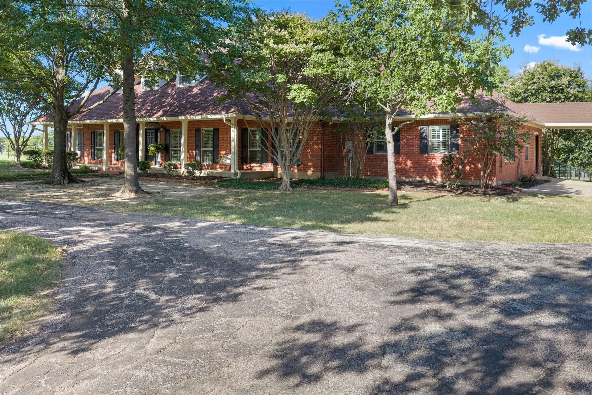 13.99 acres in Cooke County featured view