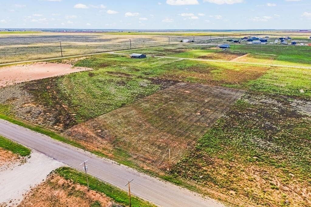 2.27 acres in Gaines County - photo 4