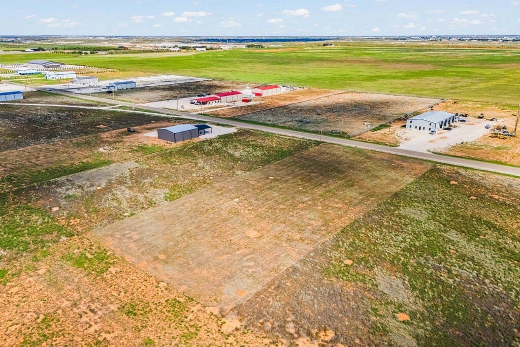 2.27 acres in Gaines County - photo 8