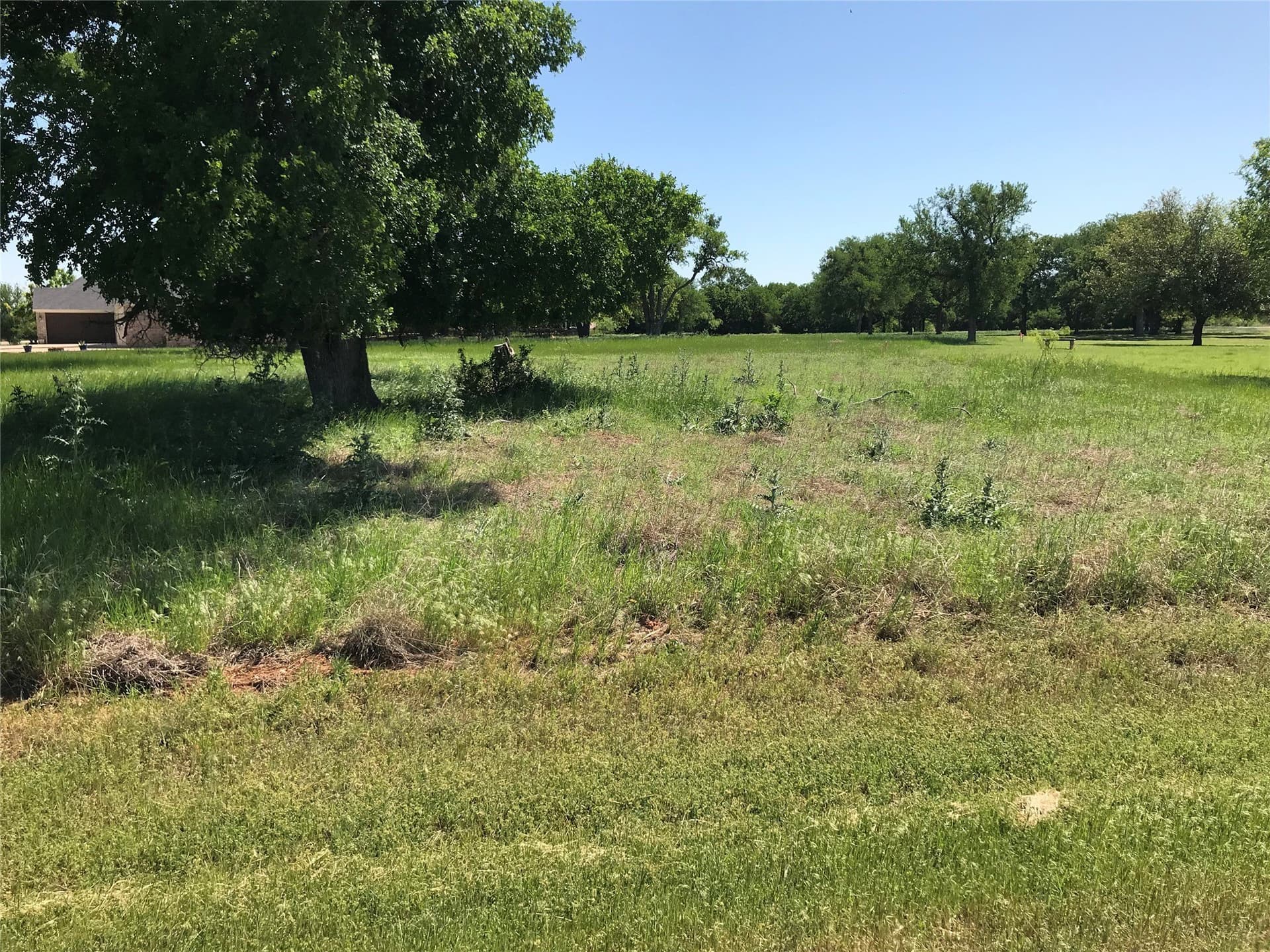 0.25 acres in Hill County - photo 5