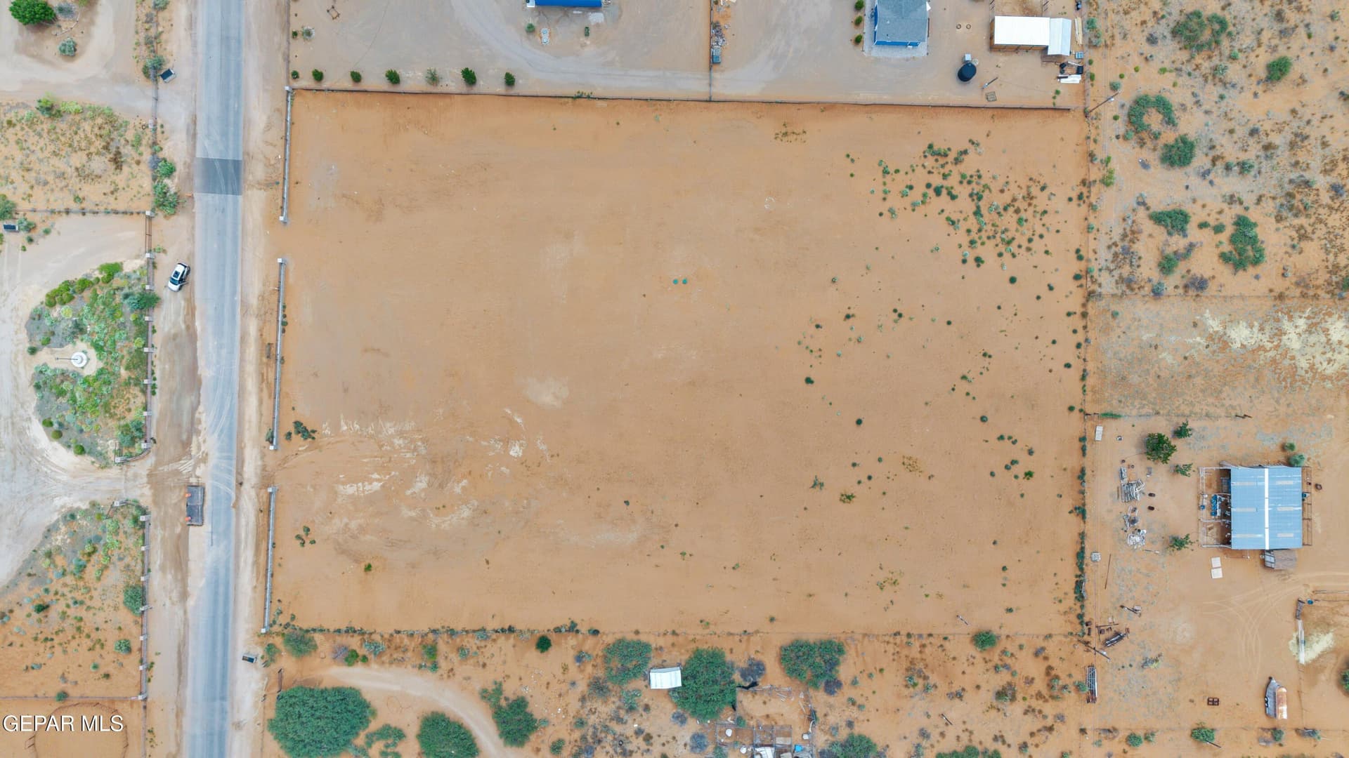 2.85 acres in El Paso County gallery image 4