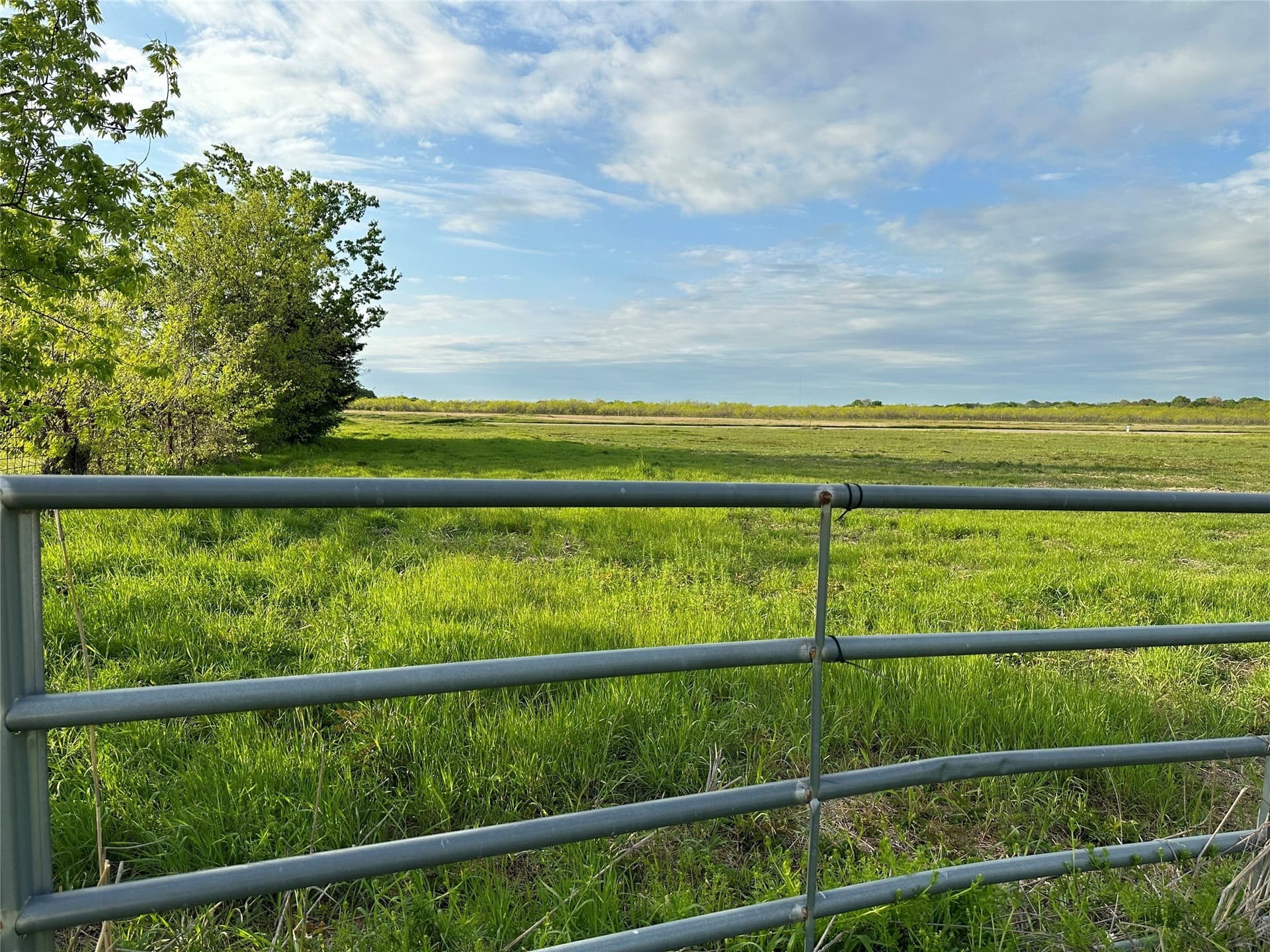 3.52 acres in Navarro County - photo 2