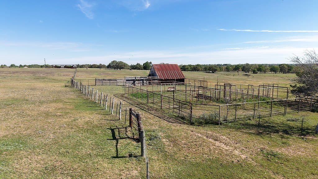 145.9 acres in Fayette County - photo 13