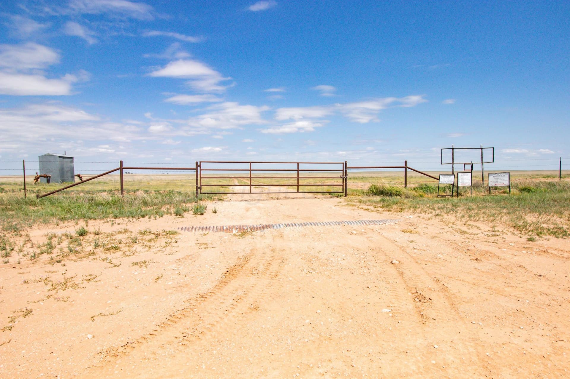3,142.65 acres in Sherman County - photo 85