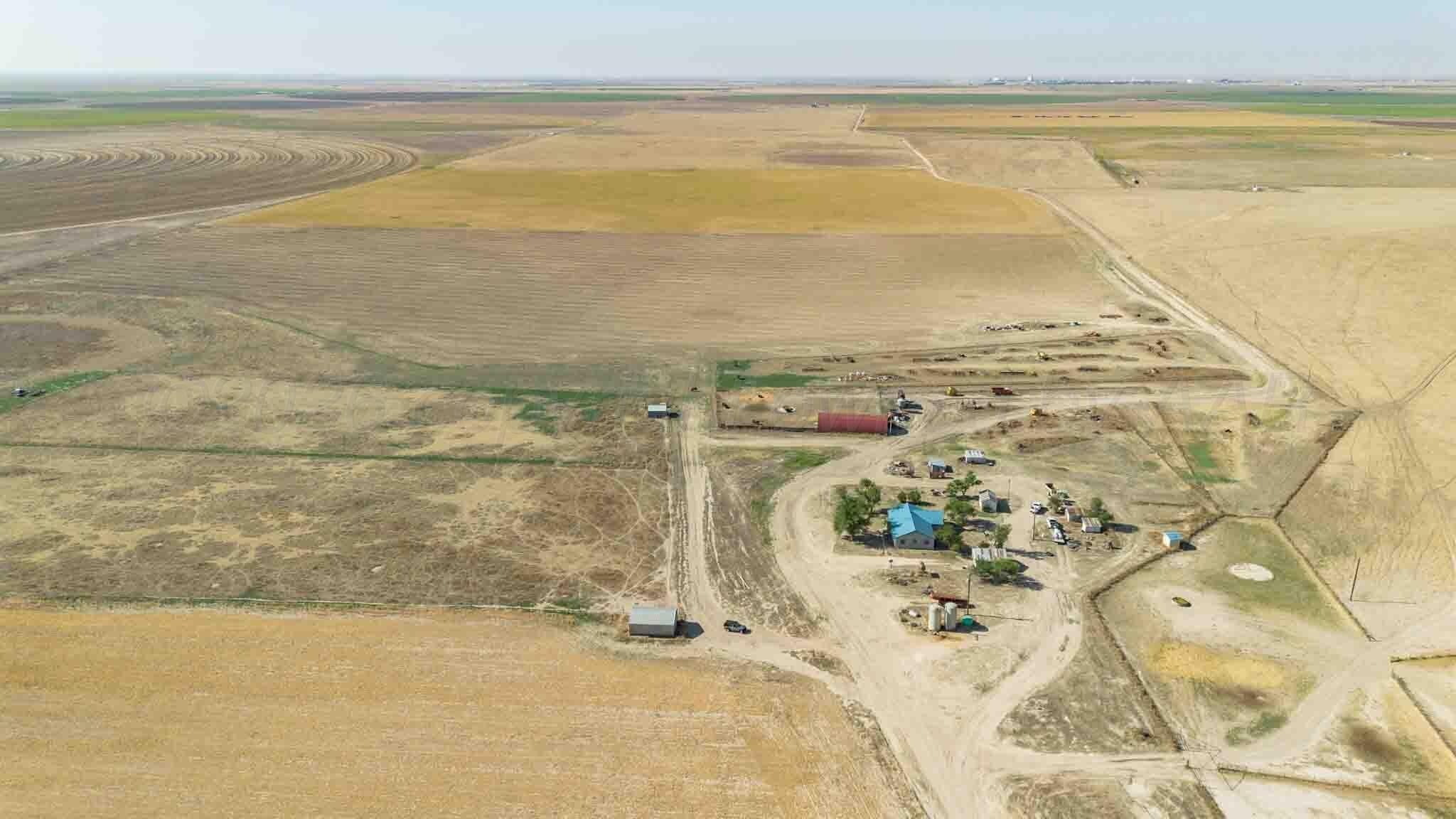 3,142.65 acres in Sherman County - photo 41