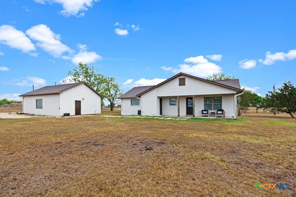 10.02 acres in Guadalupe County gallery image 2