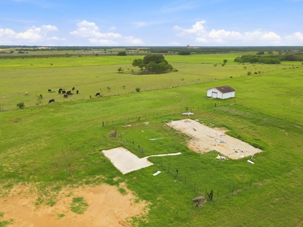 11.83 acres in Wilson County - photo 8