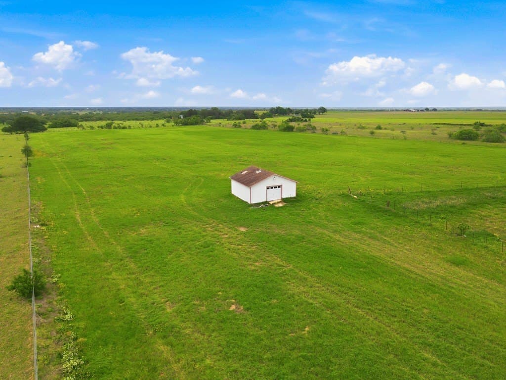 11.83 acres in Wilson County - photo 12