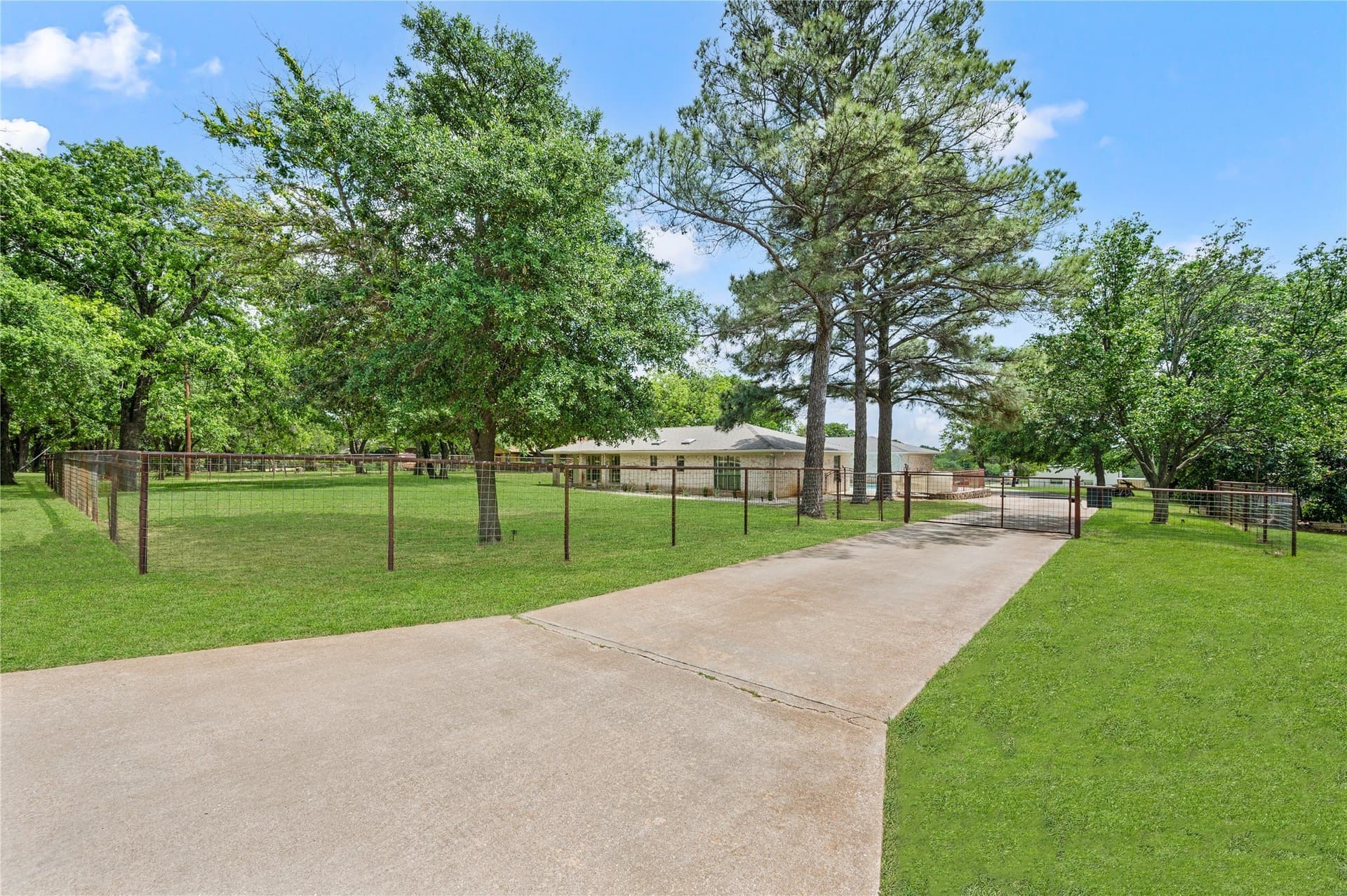 2.9 acres in Tarrant County - photo 10
