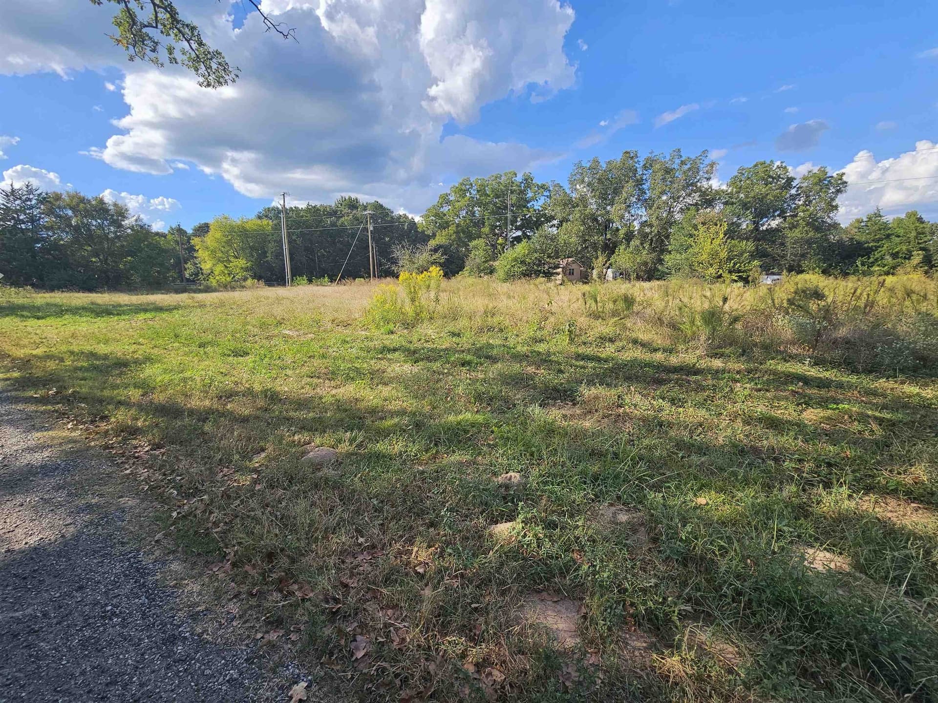 0.95 acres in Henderson County - photo 7