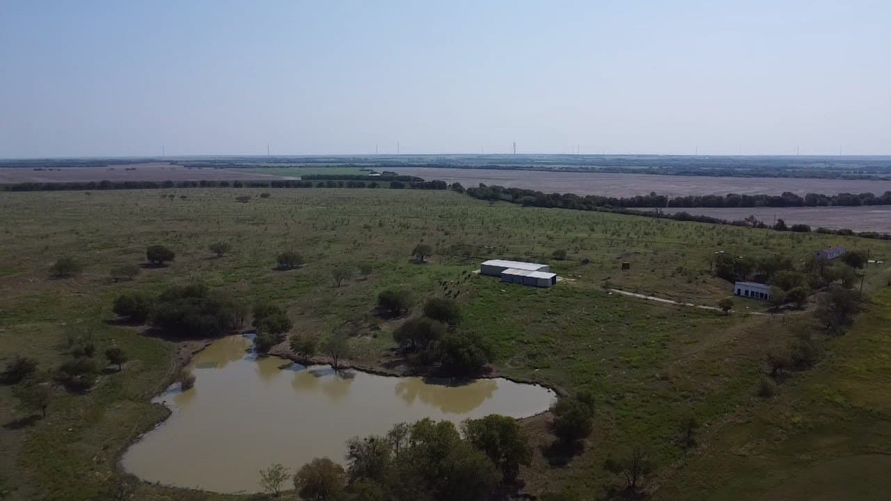 101.62 acres in Hill County - photo 3