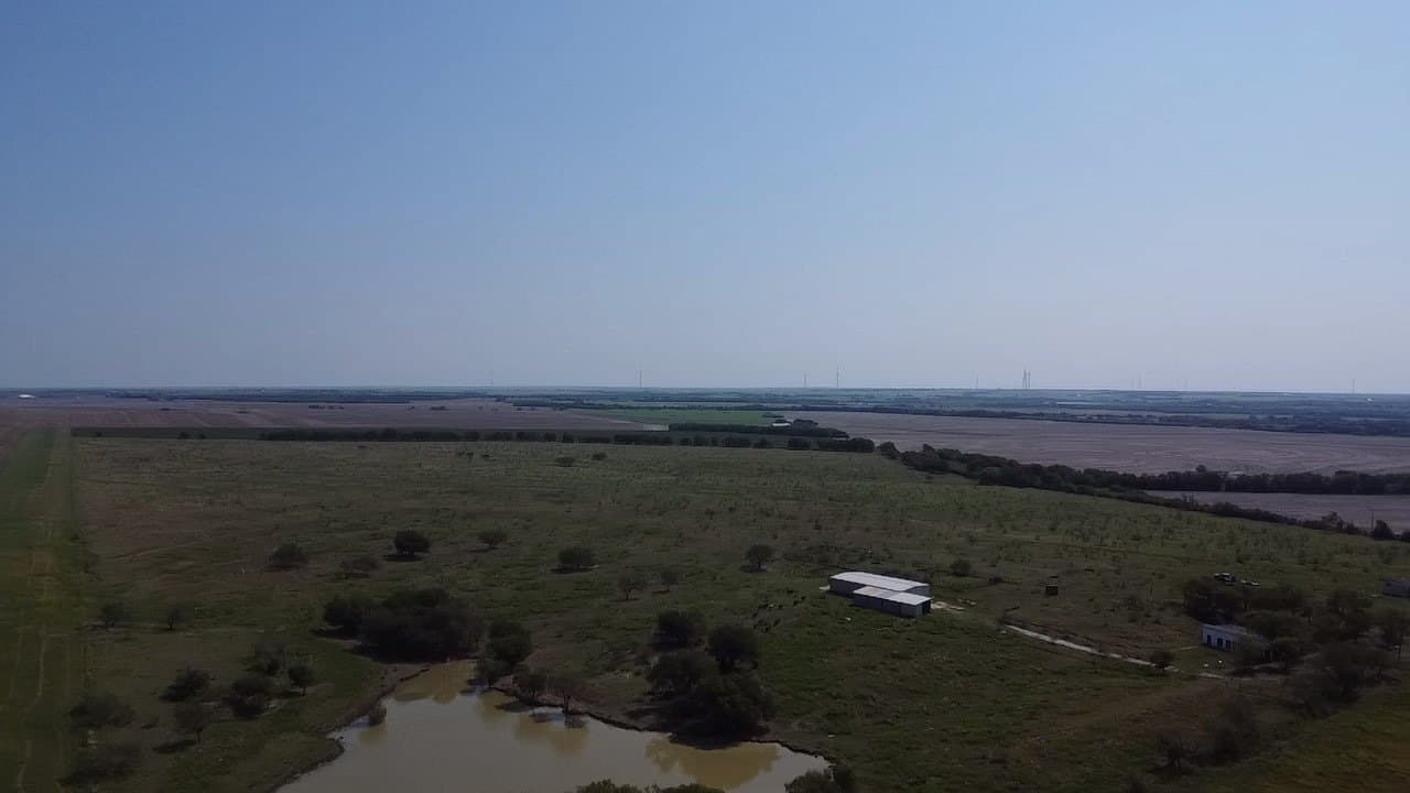 101.62 acres in Hill County - photo 2