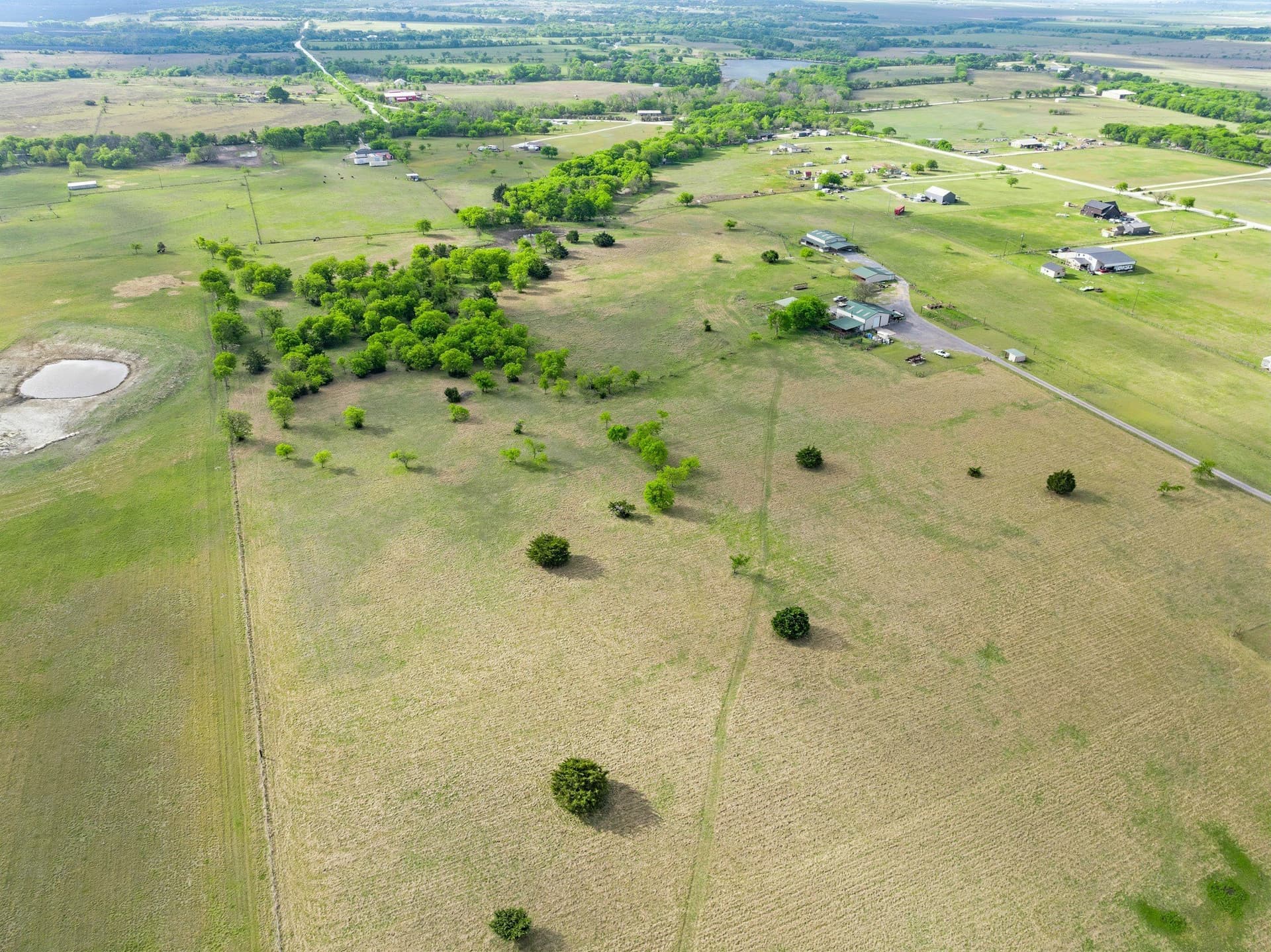 24.5 acres in Hill County - photo 4