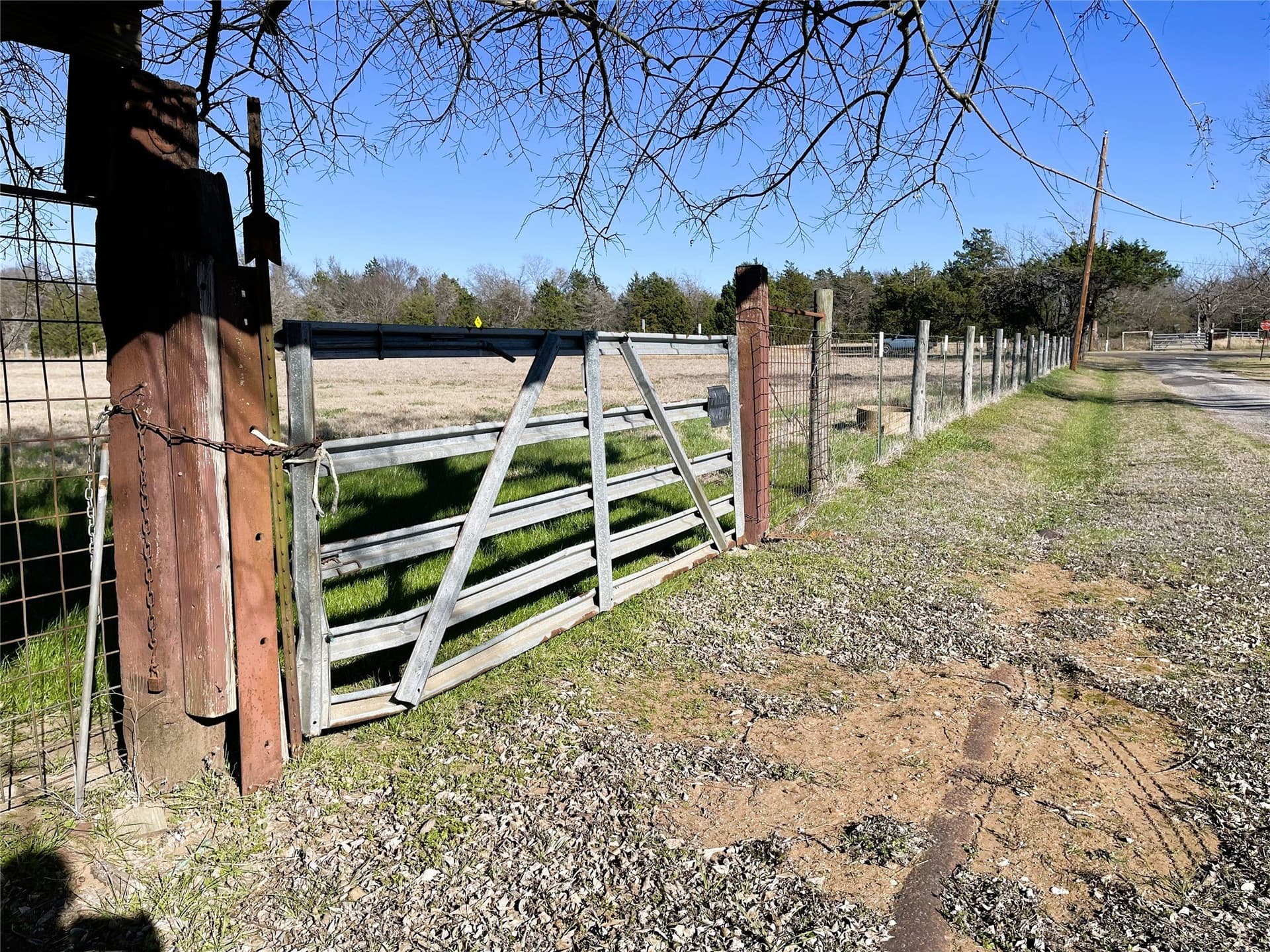 1.82 acres in Freestone County - photo 6