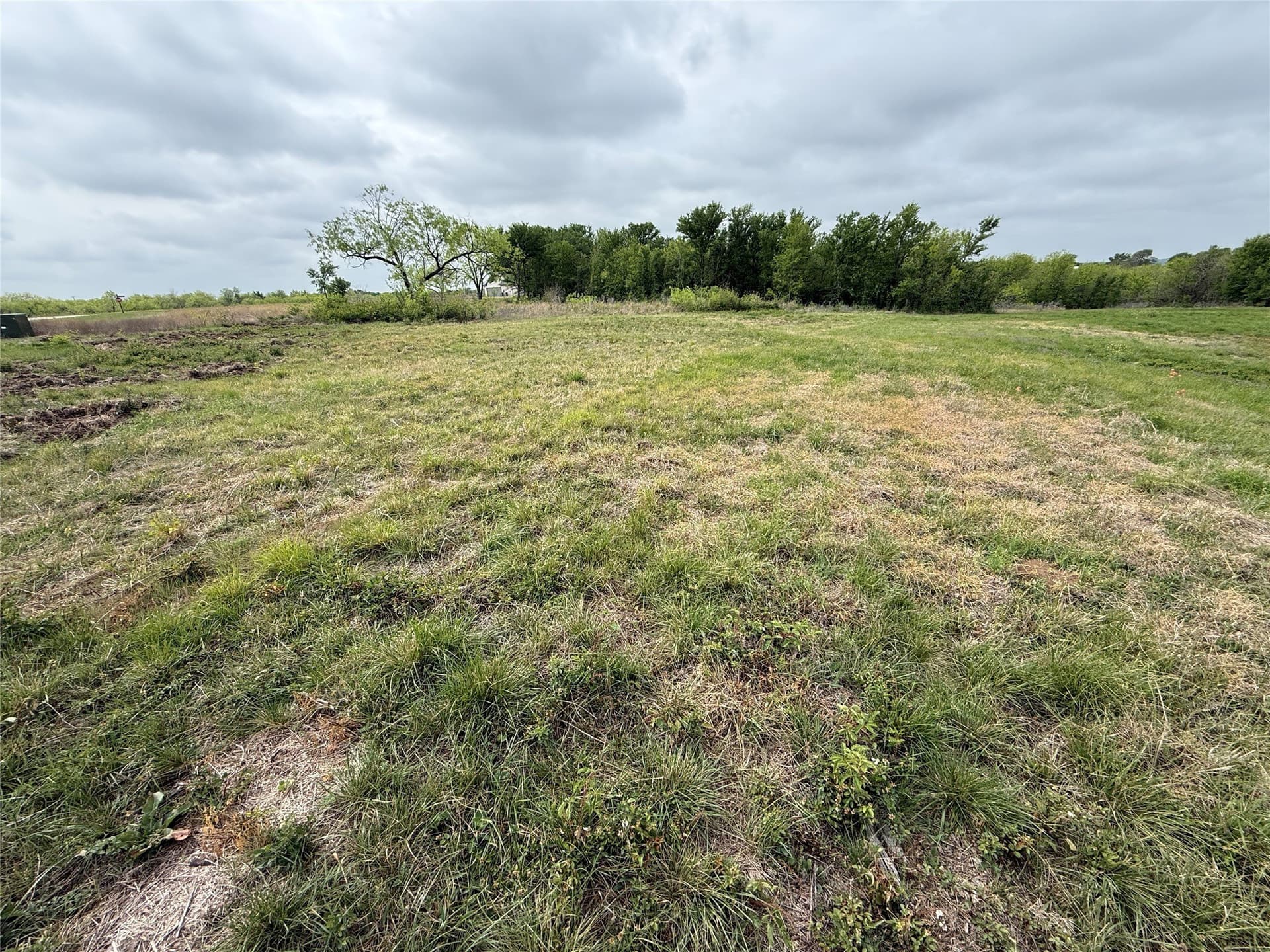 2.57 acres in Navarro County - photo 22