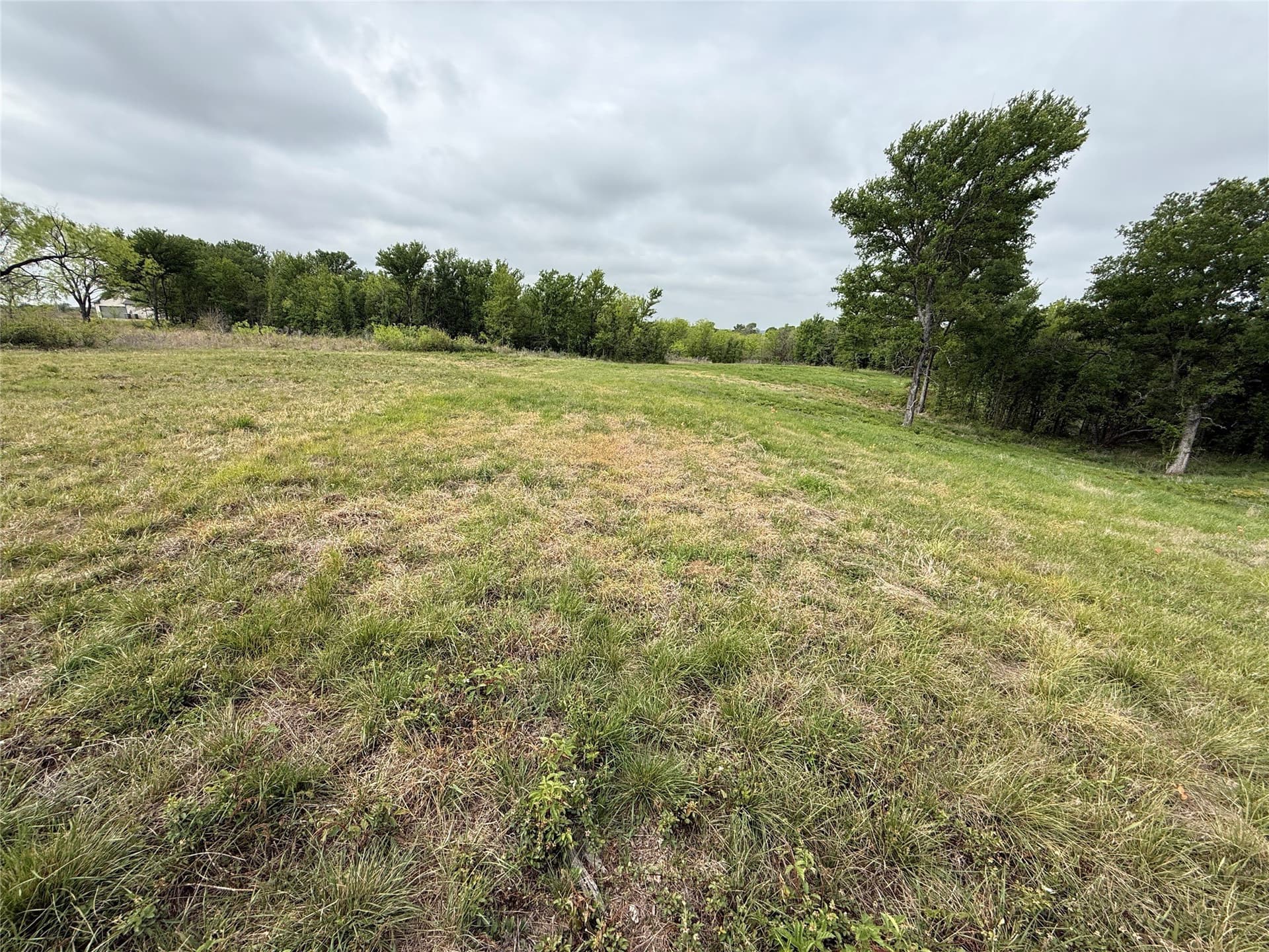 2.57 acres in Navarro County - photo 23