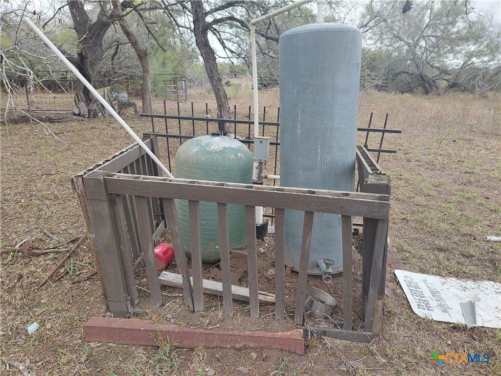 10 acres in San Patricio County gallery image 3