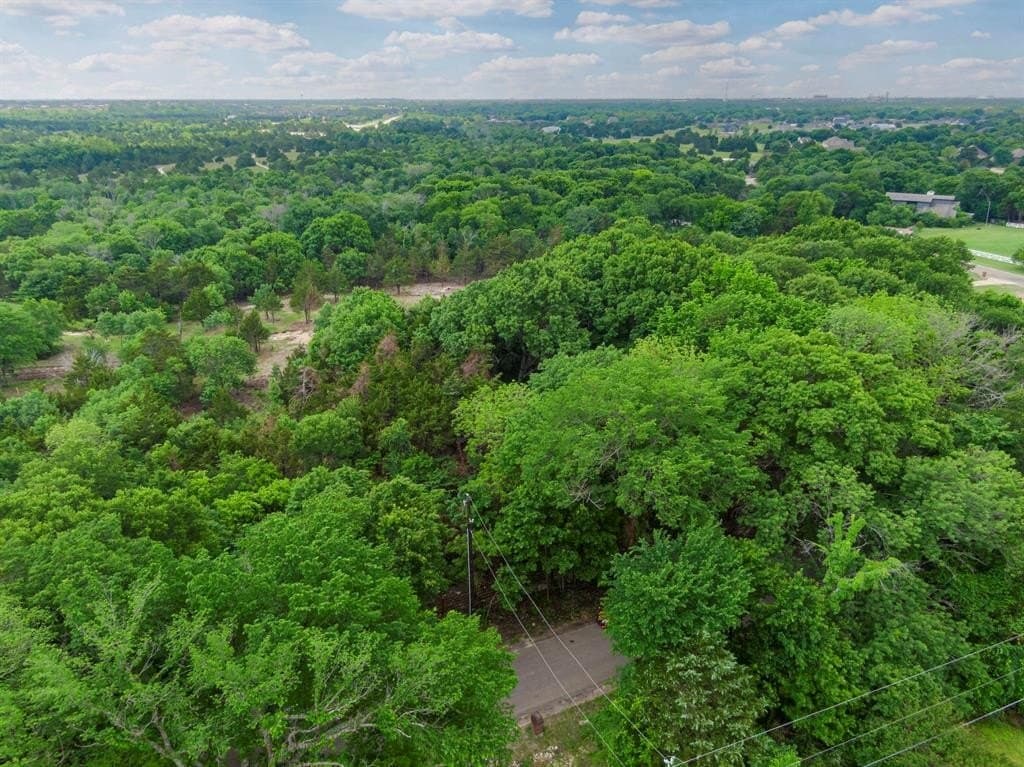 7.53 acres in Ellis County gallery image 3