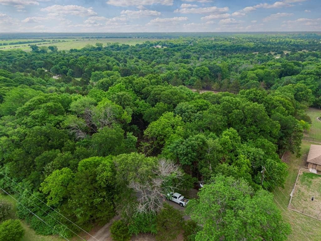 7.53 acres in Ellis County featured view