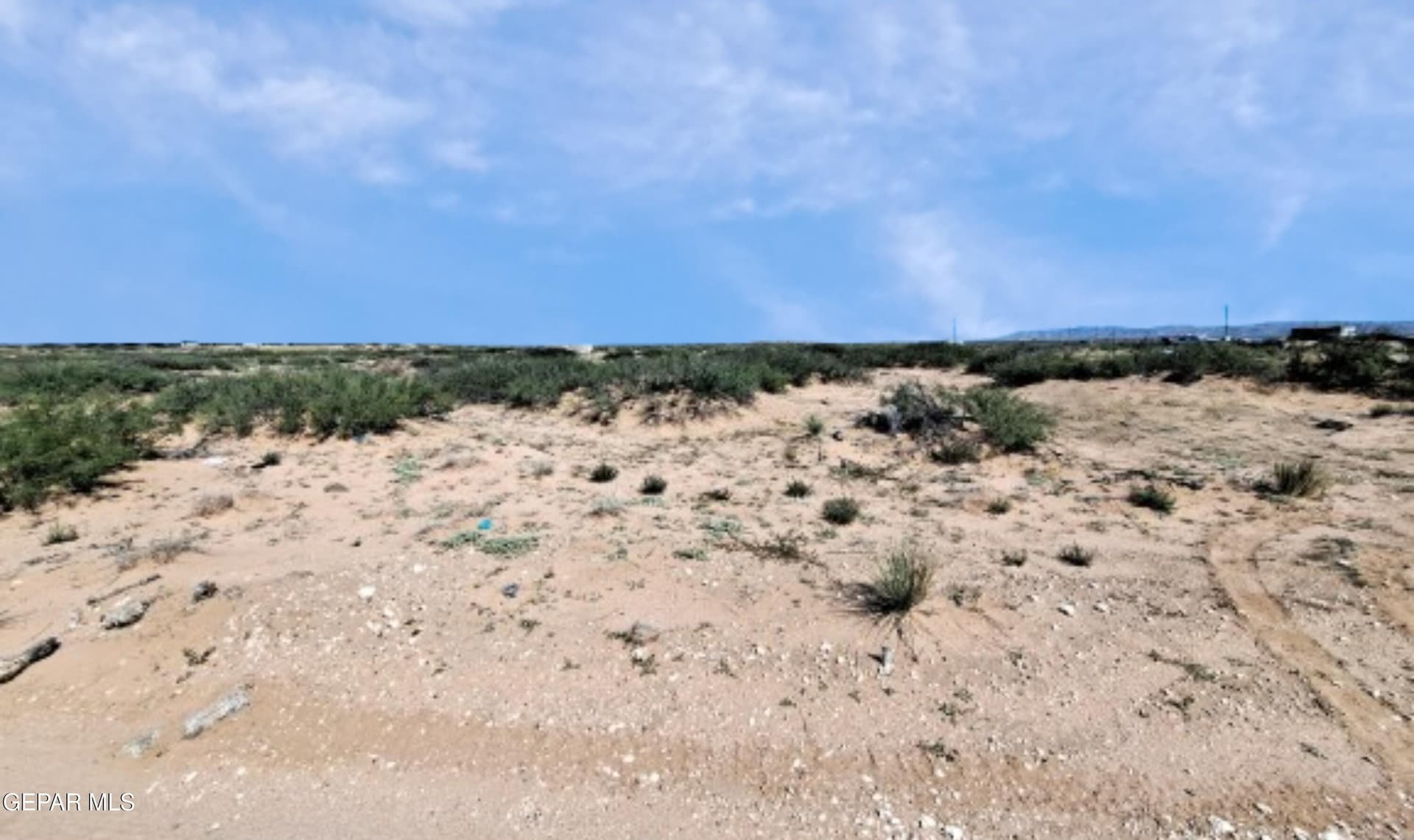 0.83 acres in El Paso County gallery image 3