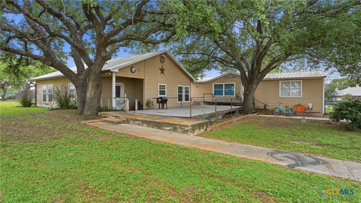 83 acres in Frio County - photo 28