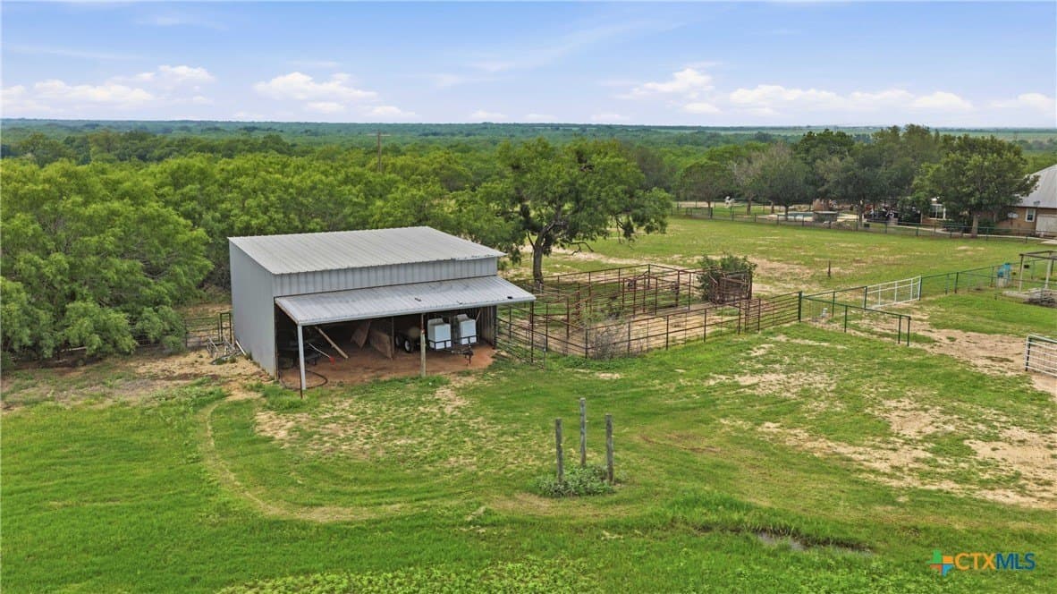 83 acres in Frio County - photo 33