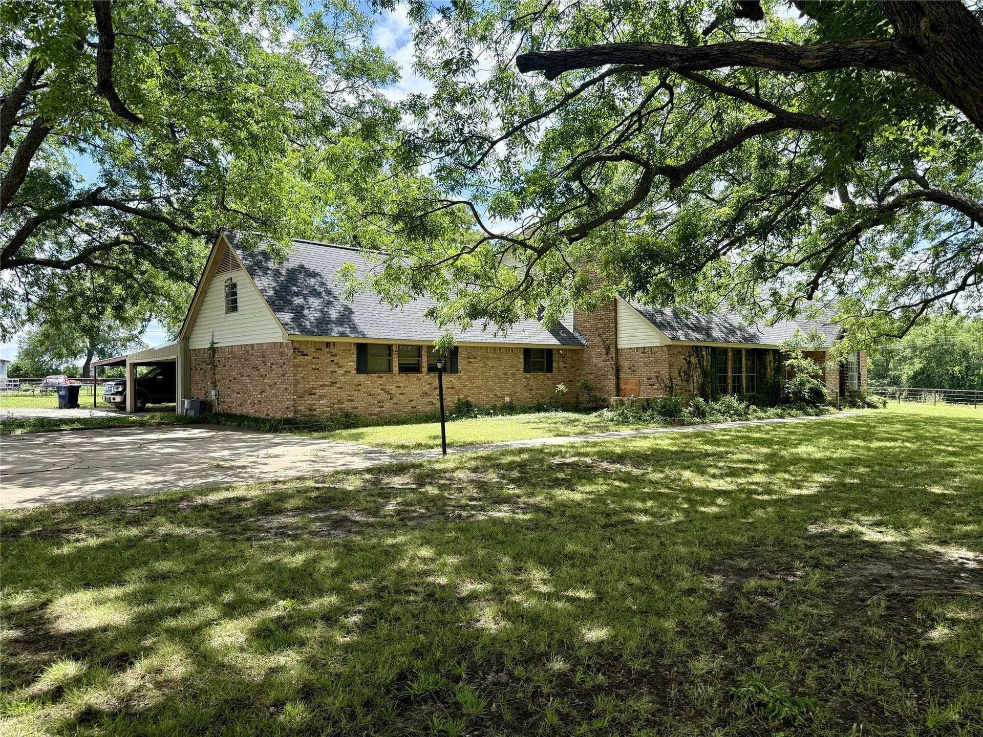 103.1 acres in Grayson County