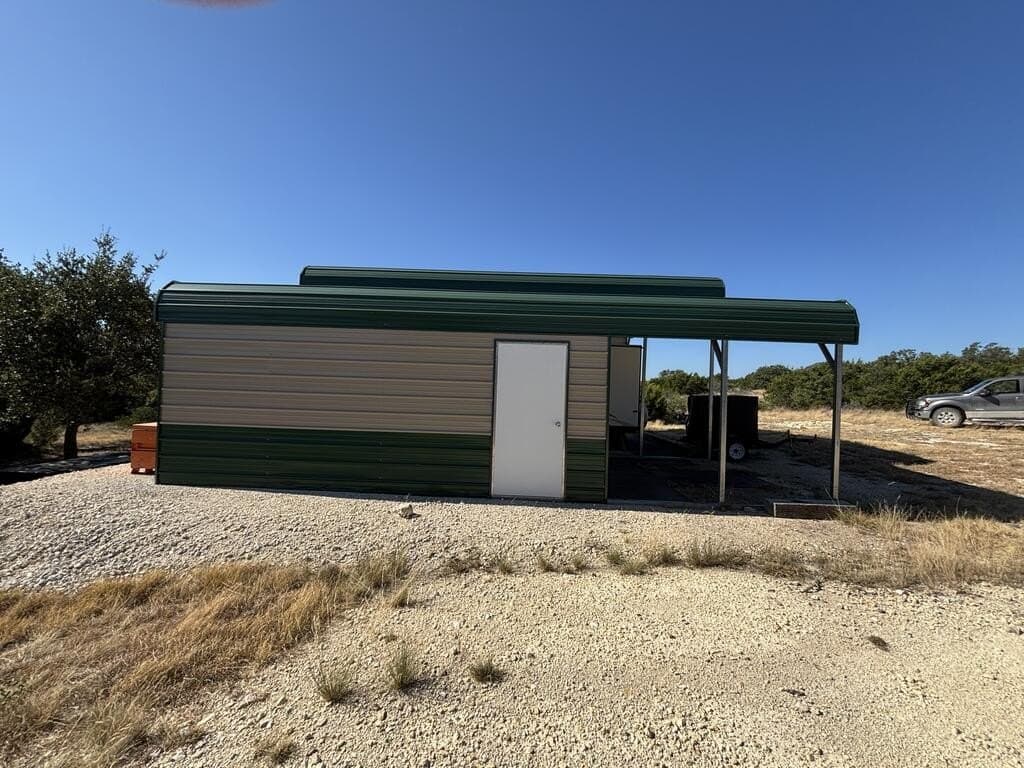 29.78 acres in Edwards County - photo 4