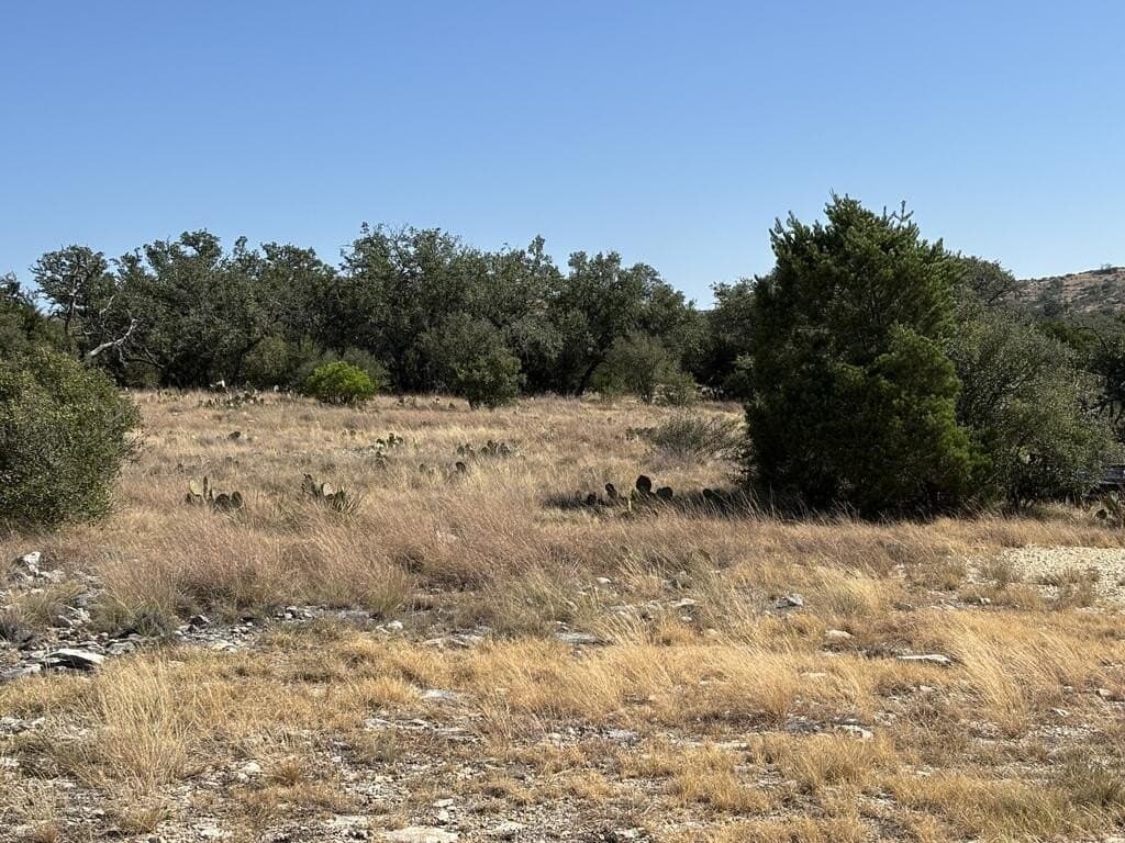 29.78 acres in Edwards County - photo 24