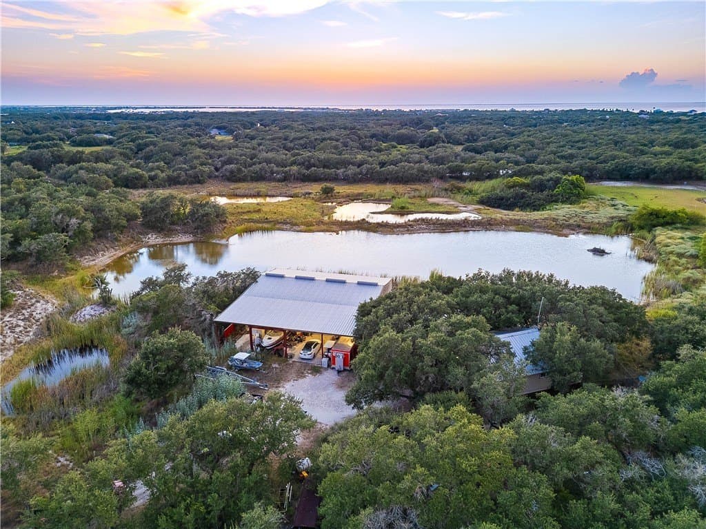 100,000 acres in Aransas County - photo 21