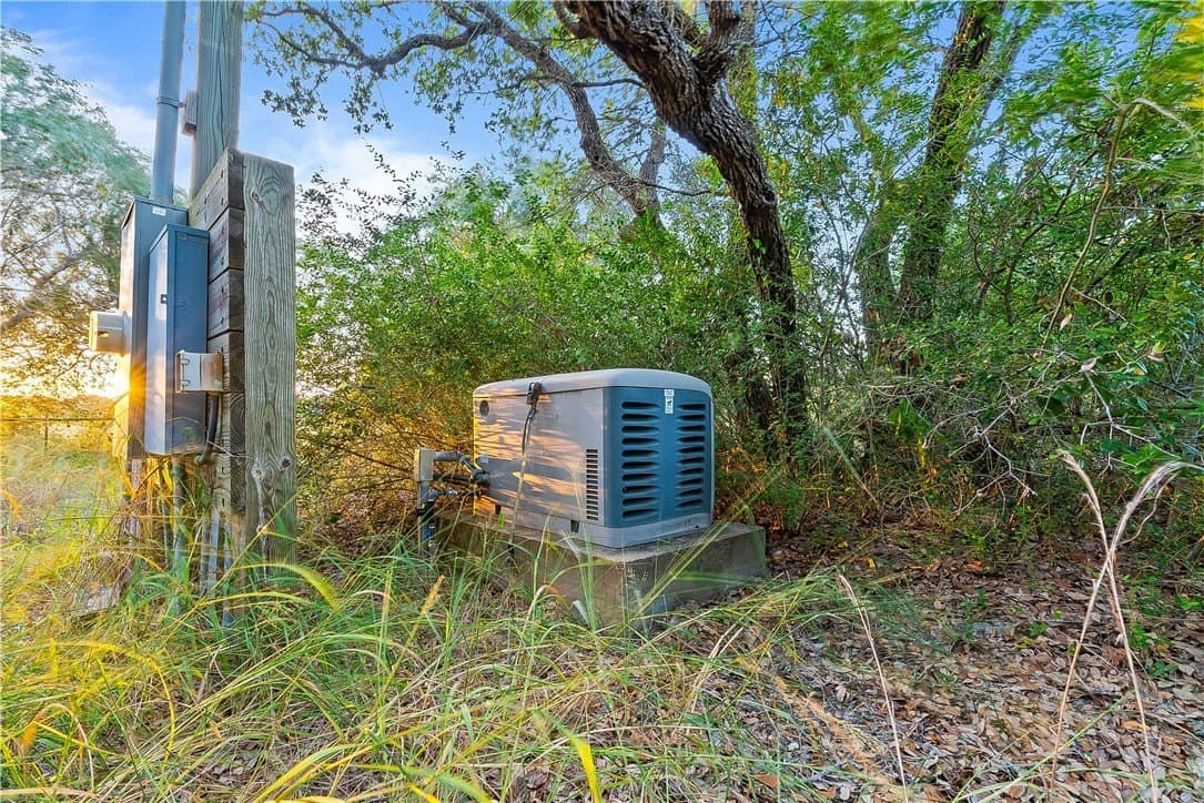 100,000 acres in Aransas County - photo 18