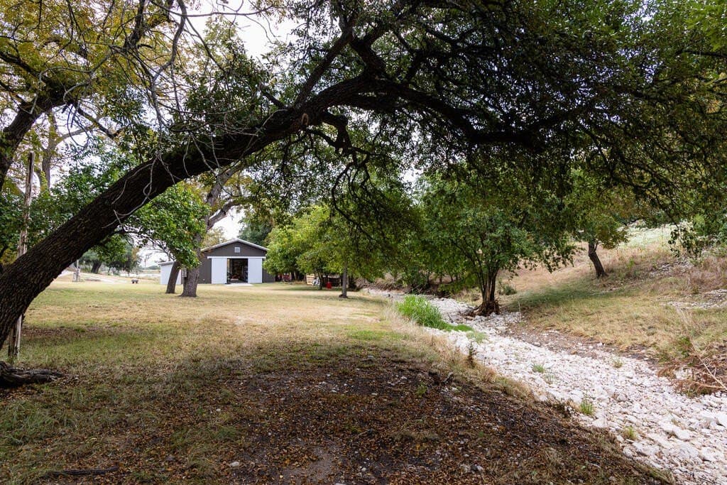 20 acres in Kerr County - photo 33