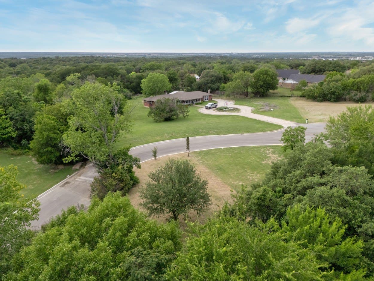 0.3 acres in McLennan County - photo 10