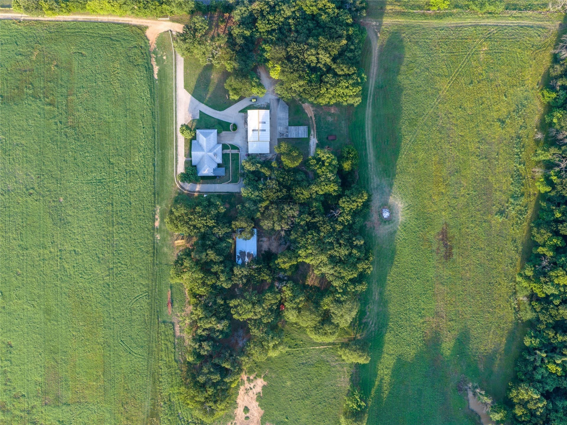 192.7 acres in Wise County - photo 16