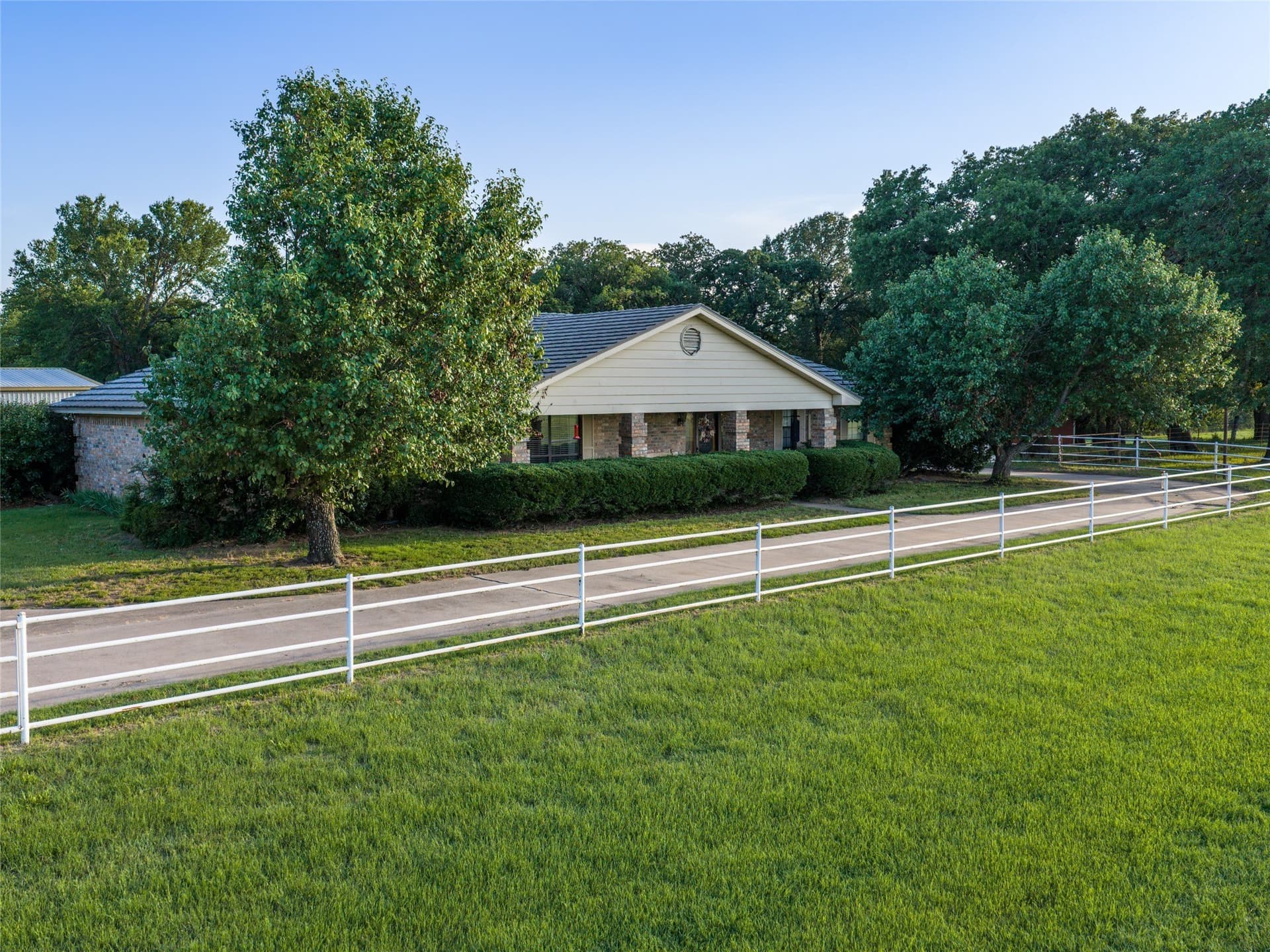 192.7 acres in Wise County - photo 14